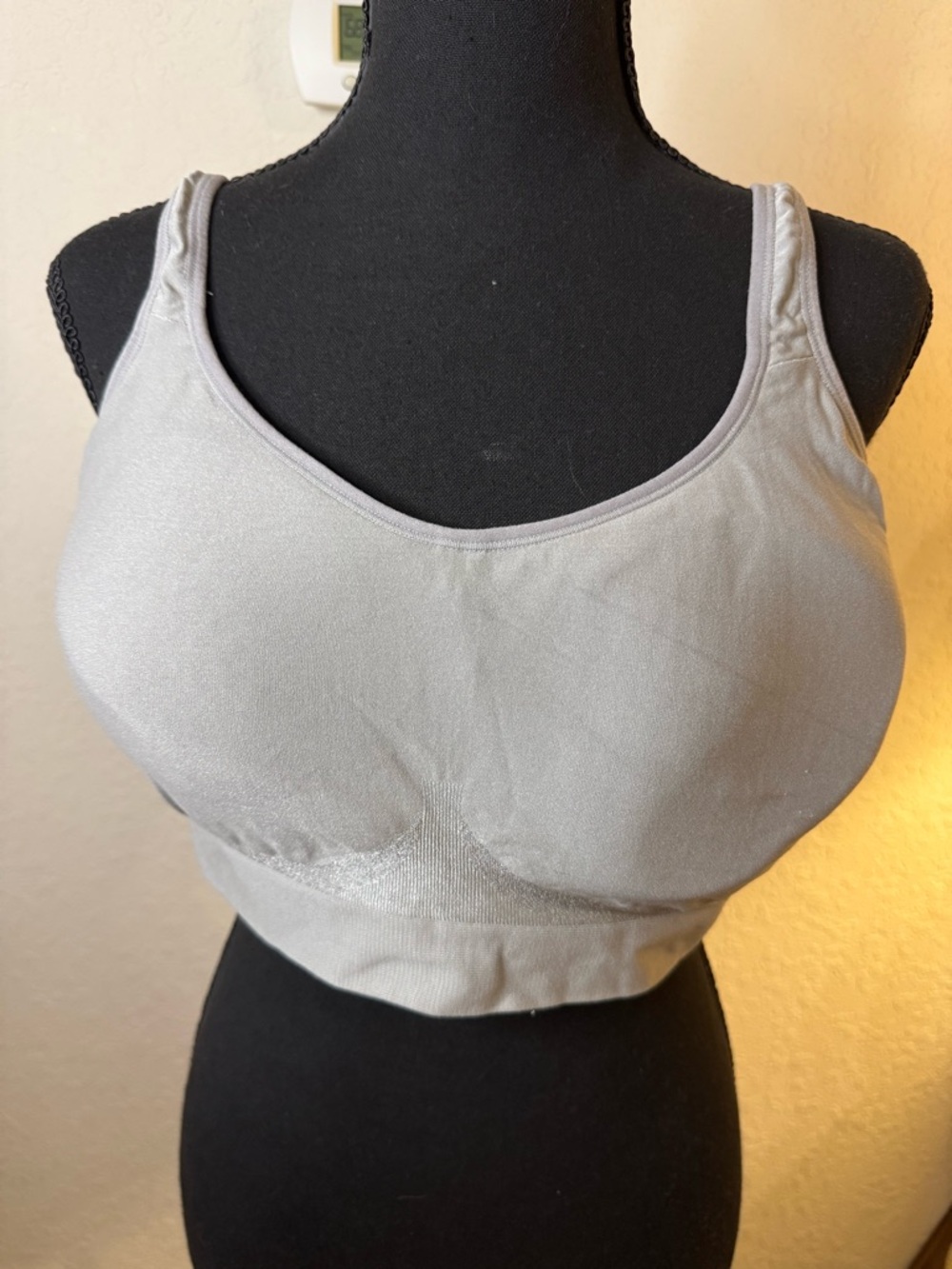 Set of 2 Everyday Seamless Wireless Bra in Light Gray